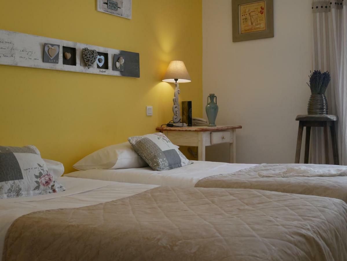 Hotel Les Ambres Roussillon en Isere Exterior foto